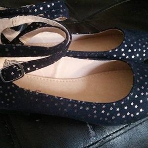 Cat & Jack Girls size 2 stars dress shoes